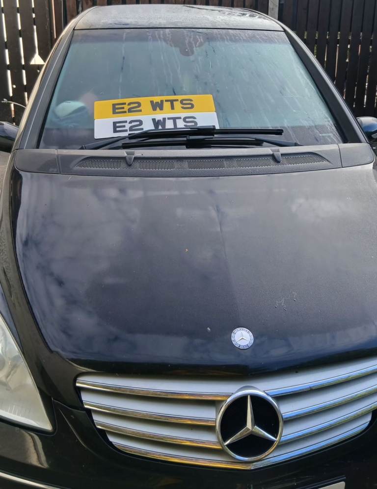 Private registration plate 