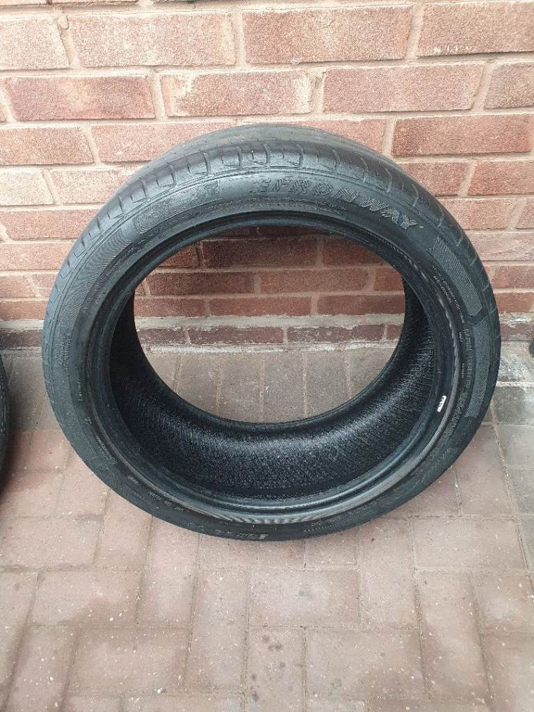 Fronway Eurus 08*255/40/19*Car tyre*@ 5mm tread 