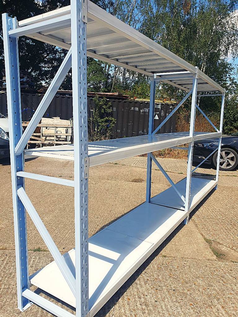 2 Complete Bays of White Metal Racking Shelving with Metal Trays. 200kgs per shelf