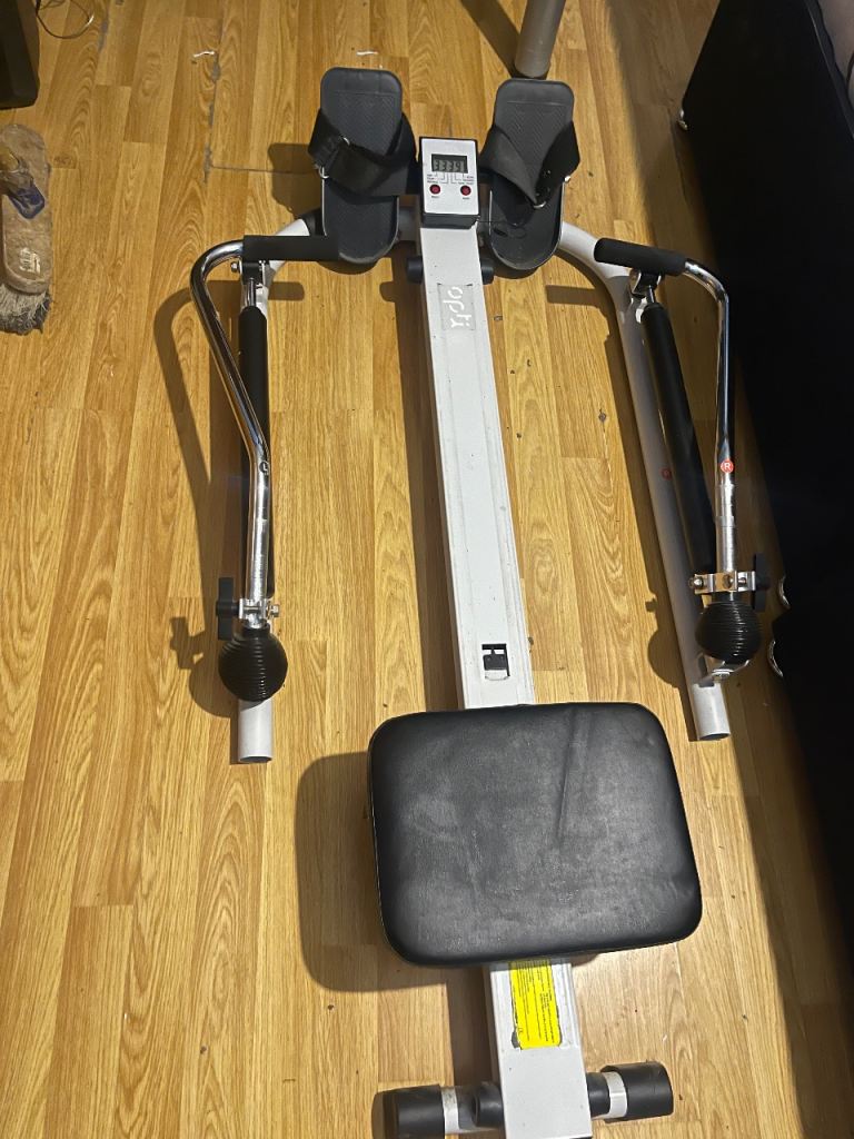 Rowing Machine 