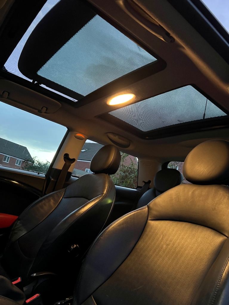 Mini Couper S-Turbocharger Hatchback, 2009, Manual, 1598 (cc), 3 doors