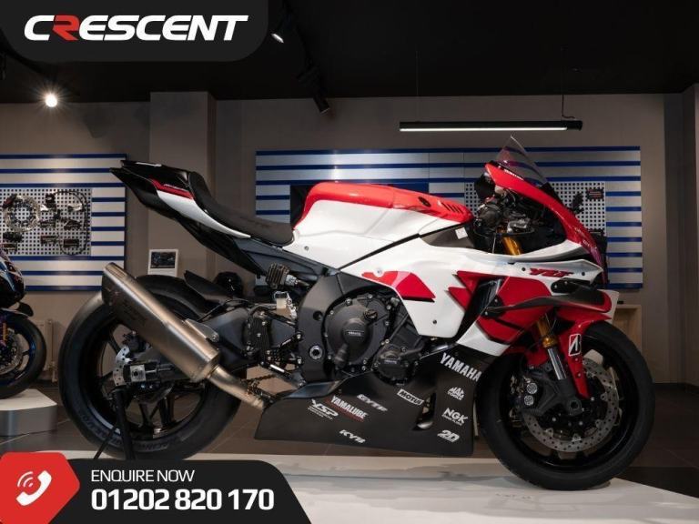 YAMAHA R1 GYTR TRACK BIKE - YAMAHA 70TH ANNIVERSARY - EWC REPLICA 