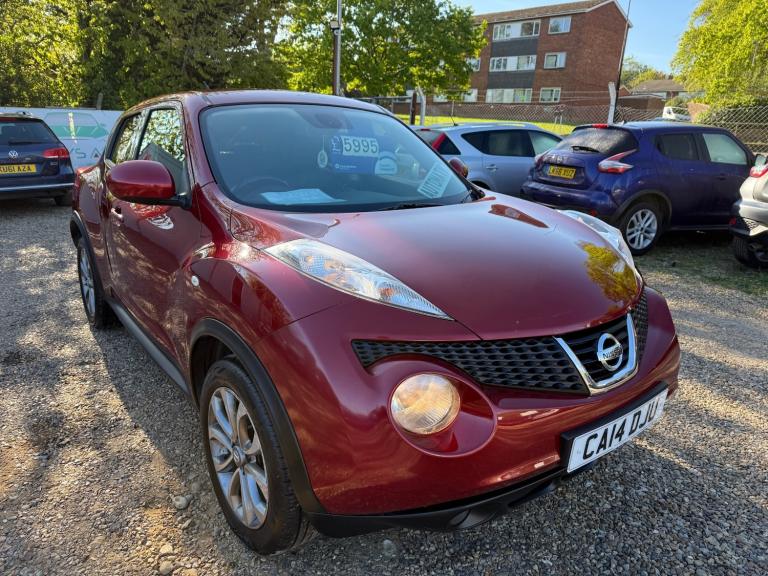 2014 Nissan Juke 1.6 Tekna 5dr CVT HATCHBACK Petrol Automatic