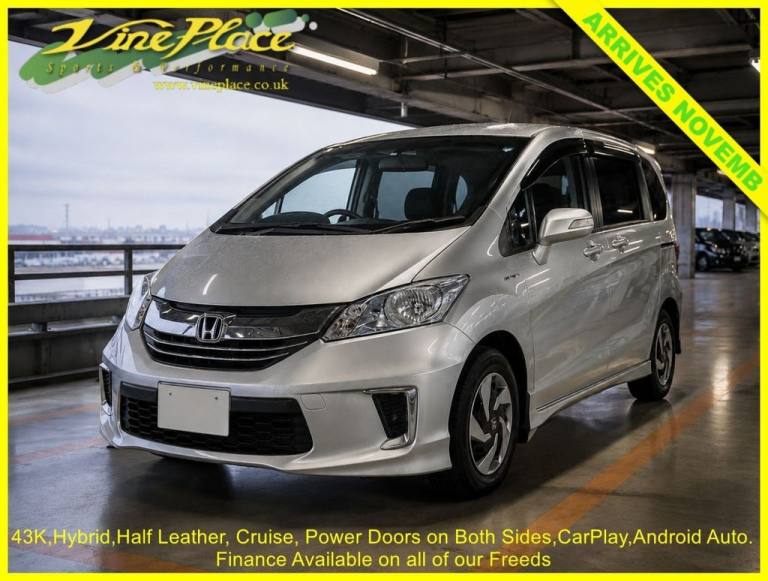 2015 Honda Freed 1.5 Hybrid Premium Edition, Half Leather, 6 Seats, Auto MPV Hybrid Automatic