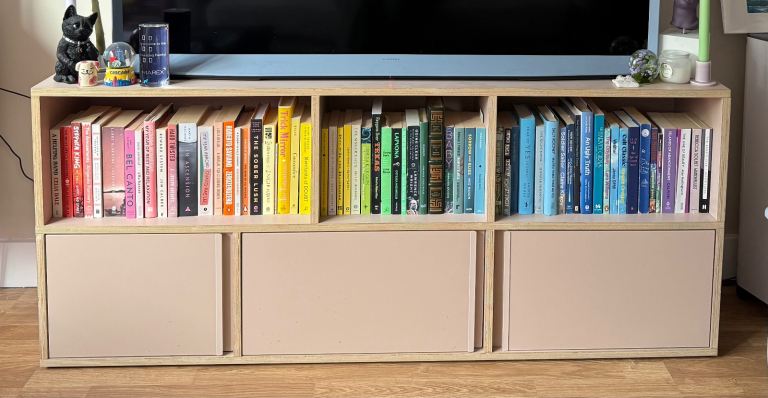 Pink Tylko TV or Storage Shelf