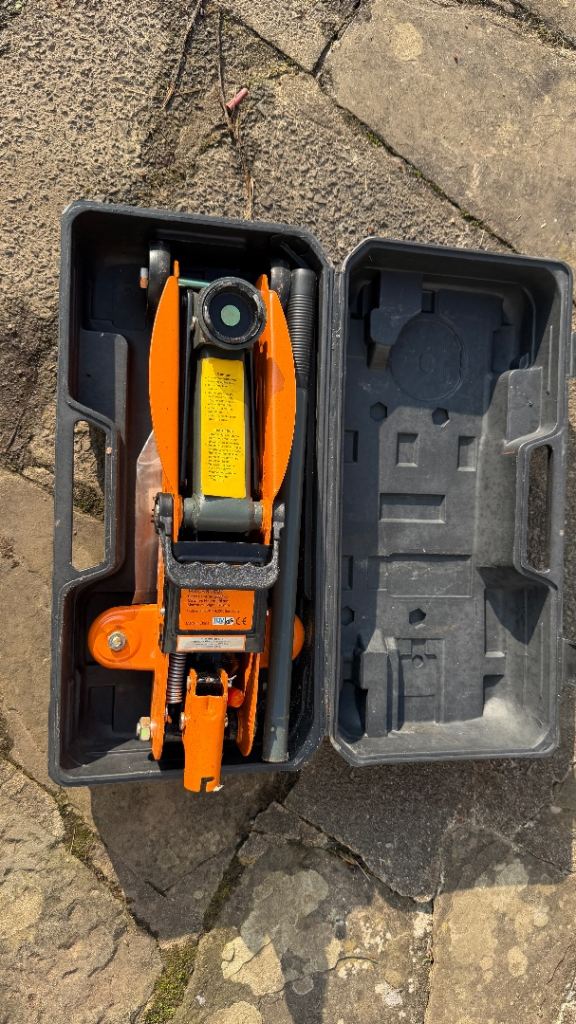 RAC 2 Tonne Trolley Jack