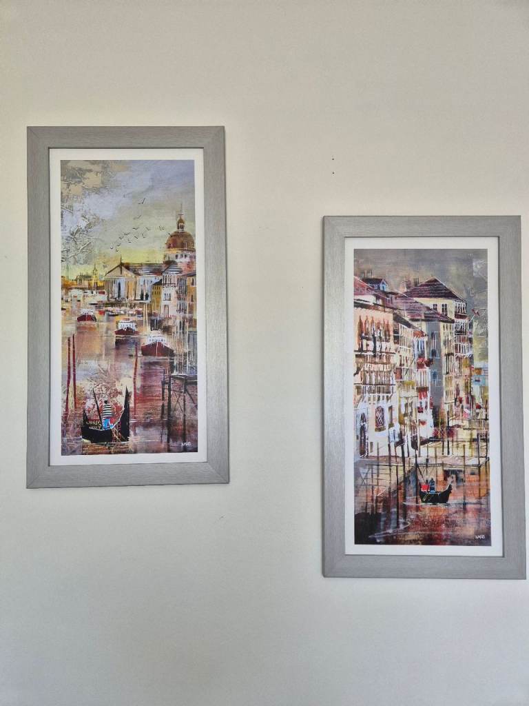 Pair Venice images