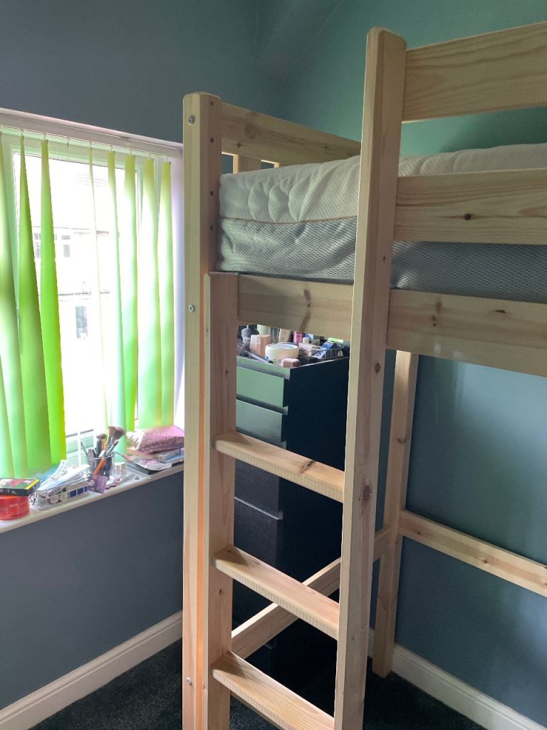 Single bunk bed 