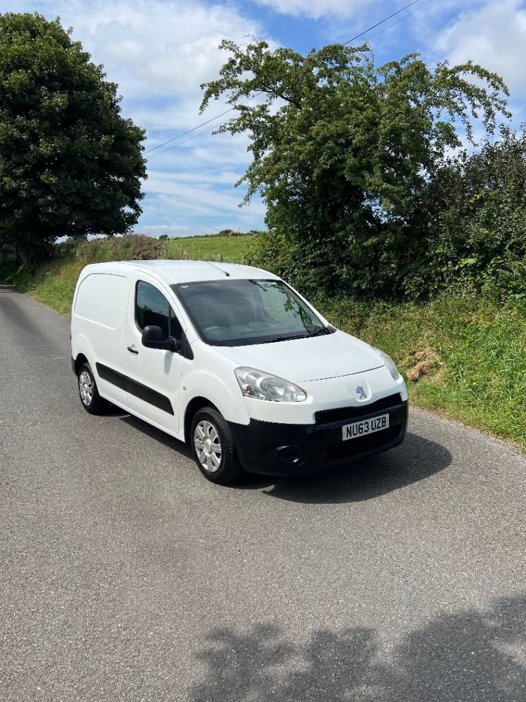 2013 Peugeot partner 1.6 hdi ( Berlingo combo memo vivaro transit golf Leon 