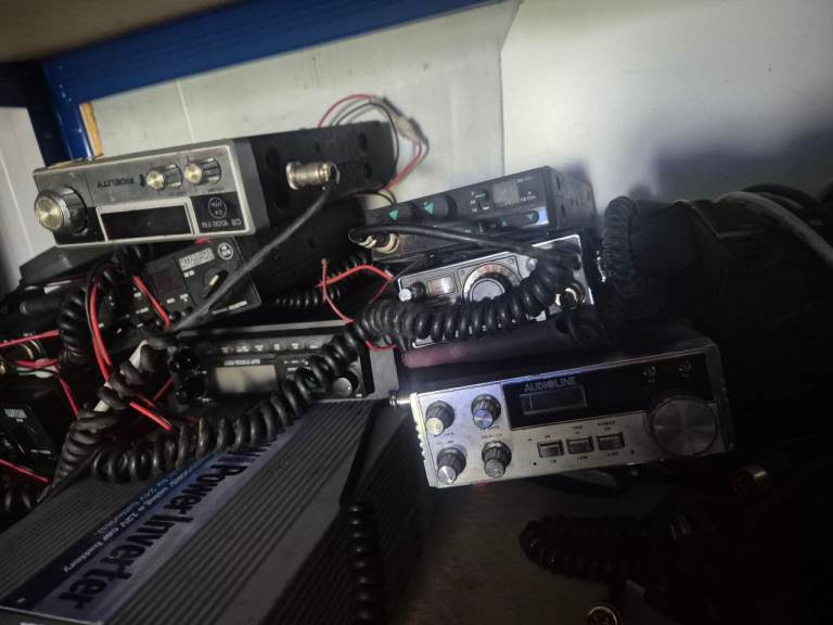 wholesale job lot 30 CB Radio Units ready to go 