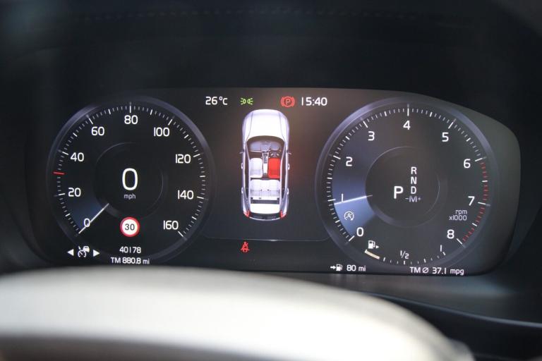 2022 Volvo XC40 T3 INSCRIPTION Estate Petrol Automatic