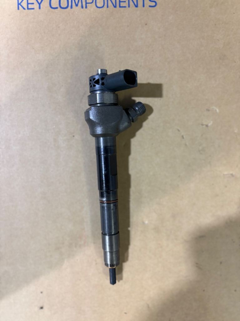 VW GOLF MK7 1.6 FUEL INJECTOR 13-17