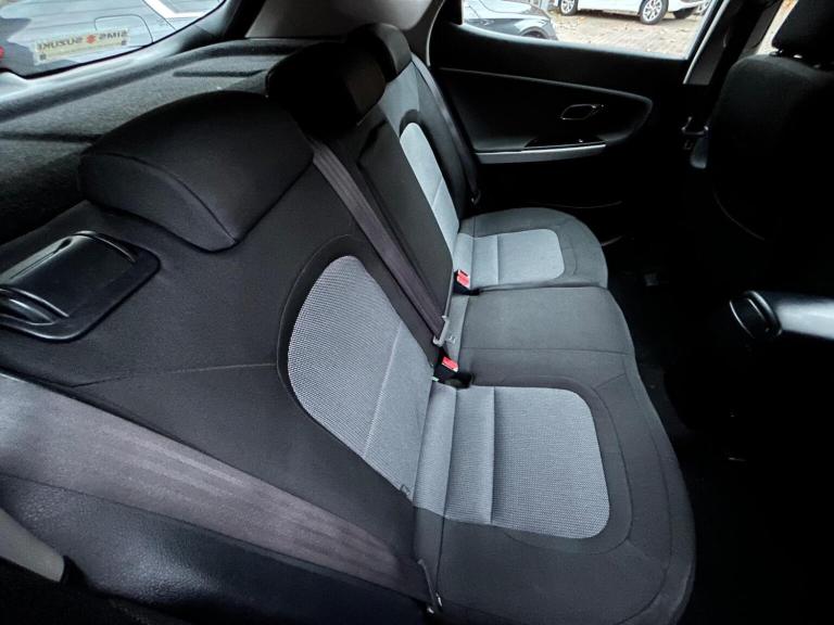 KIA CEED 1.6 CRDi 2 Euro 6 (s/s) 5dr 2015