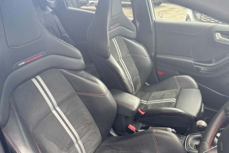 2023 Ford Puma 1.5 EcoBoost ST 5dr Manual Hatchback Petrol Manual