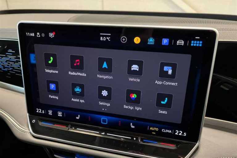 2025 Volkswagen Passat 1.5 eTSI Elegance 5dr DSG ESTATE PETROL Automatic