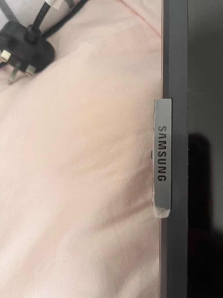 Samsung tv 43inch spares or repair 