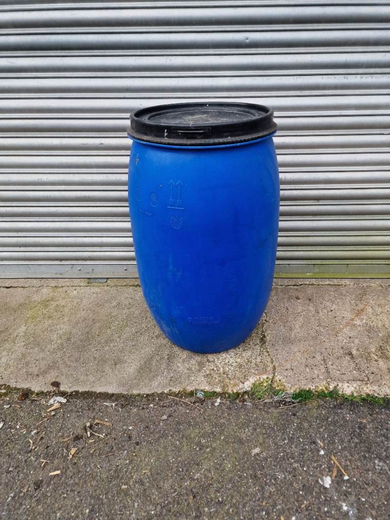 220l plastic barrel with lid