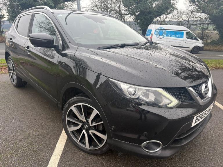NISSAN QASHQAI 1.2 DIG-T Tekna 2015