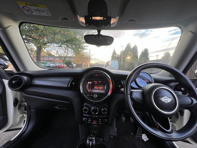 2014 MINI Hatch 1.5 Cooper D 3dr HATCHBACK Diesel Manual