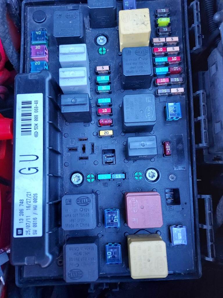 Zafira B Fuse Box