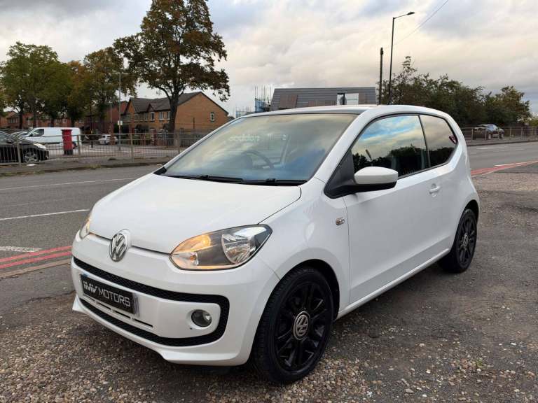 2015 Volkswagen up! 1.0 High up! Hatchback 3dr Petrol Manual Euro 6 (75 ps) Hatchback Petrol Manual