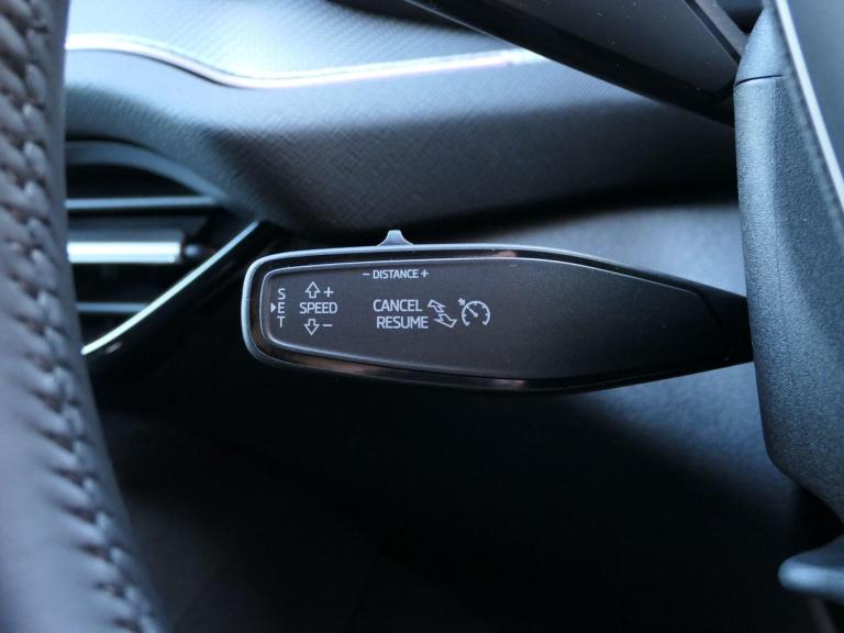 2025 Skoda Kodiaq 2.0 TDI SportLine DSG 4WD Euro 6 (s/s) 5dr (7 Seat) ESTATE Diesel Automatic