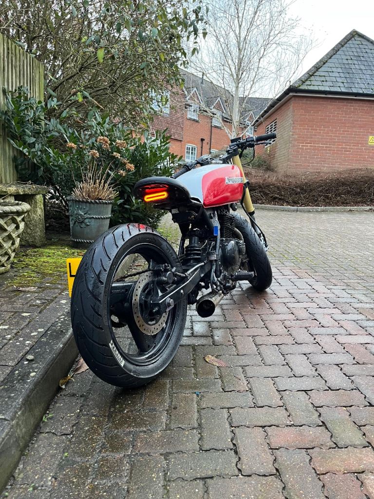 Suzuki, GN, 2003, 125 (cc)