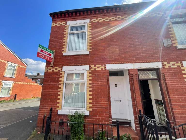 House to let in Blackley