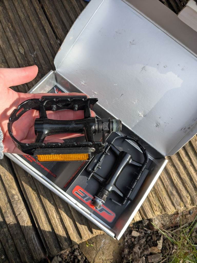 New bike pedals