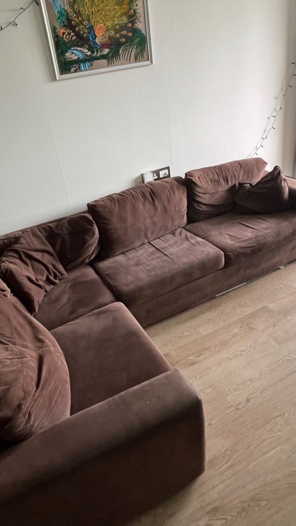 Large Brown Fabric Corner Sofa – Good Condition