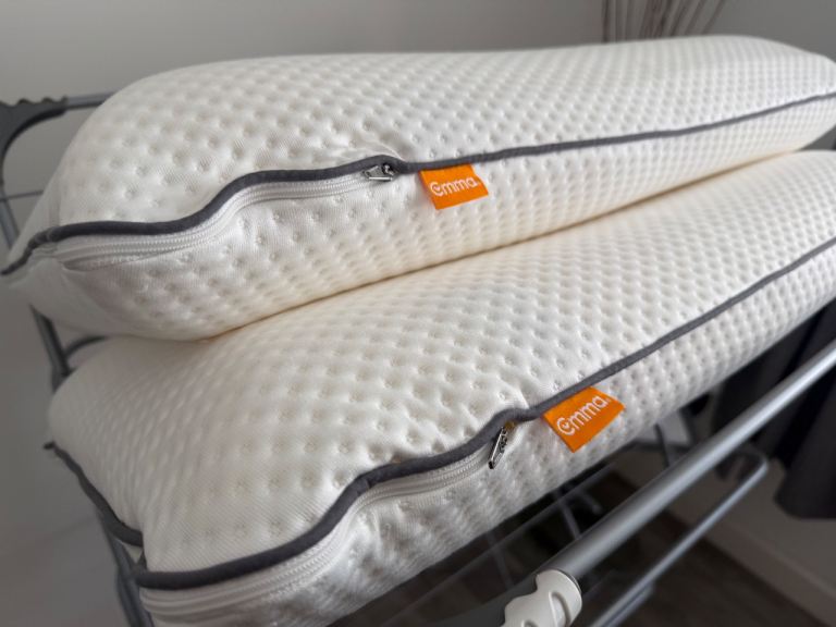 Emma Adapt cooling pillows x 2 Brand new 