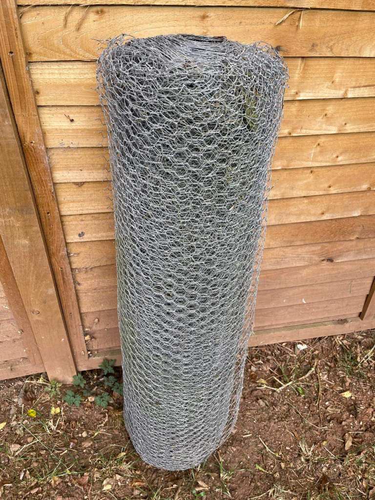 New part roll of galvanised wire mesh netting fencing, 800mm high with 20mm mesh