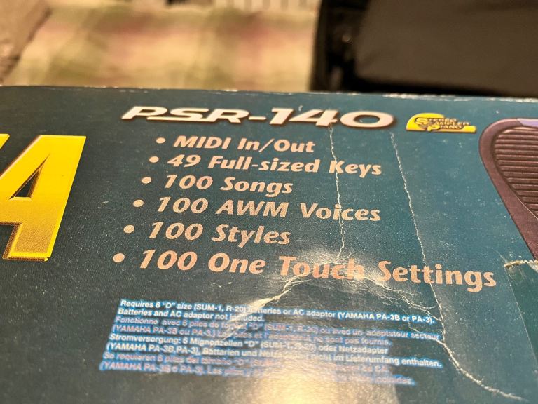 Yamaha PSR-140 Portatone Keyboard with Power Supply