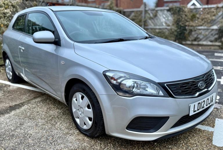 2012 Kia Pro Ceed 1.4 1 3dr HATCHBACK Petrol Manual