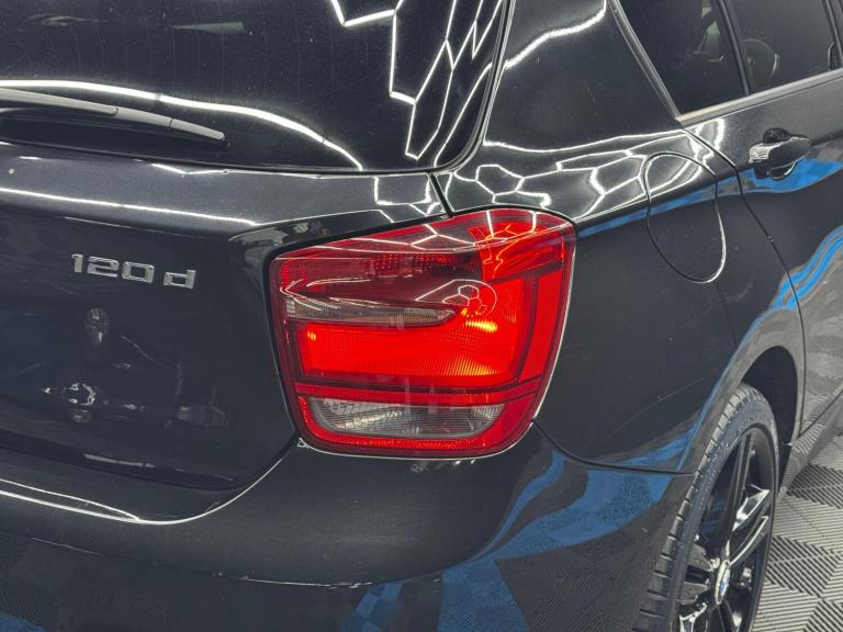 2014 BMW 1 Series 120d xDrive M Sport 5dr HATCHBACK DIESEL Manual