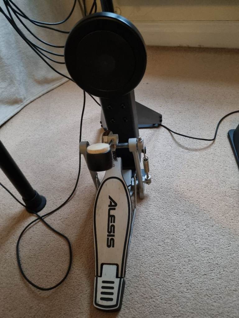 Drum kit - Alesis Nitro Mesh - Electronic.