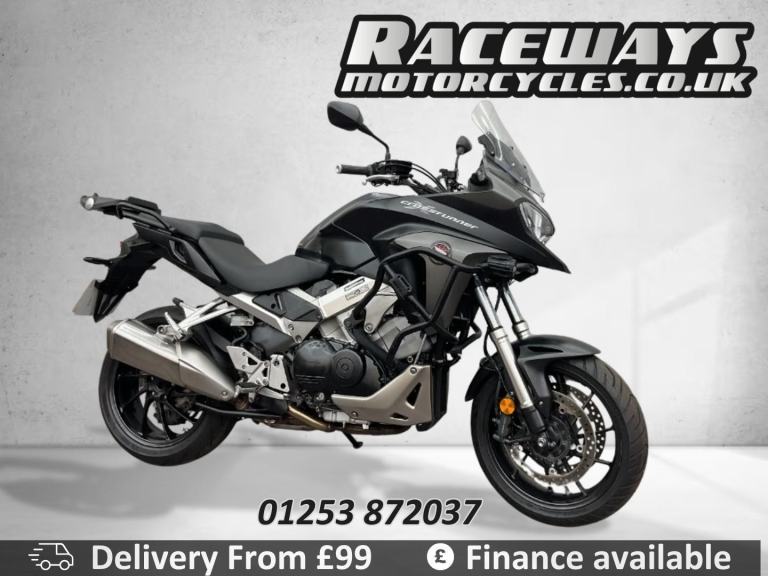 HONDA VFR 800X CROSSRUNNER 2018 (68 PLATE) 12 MONTHS MOT