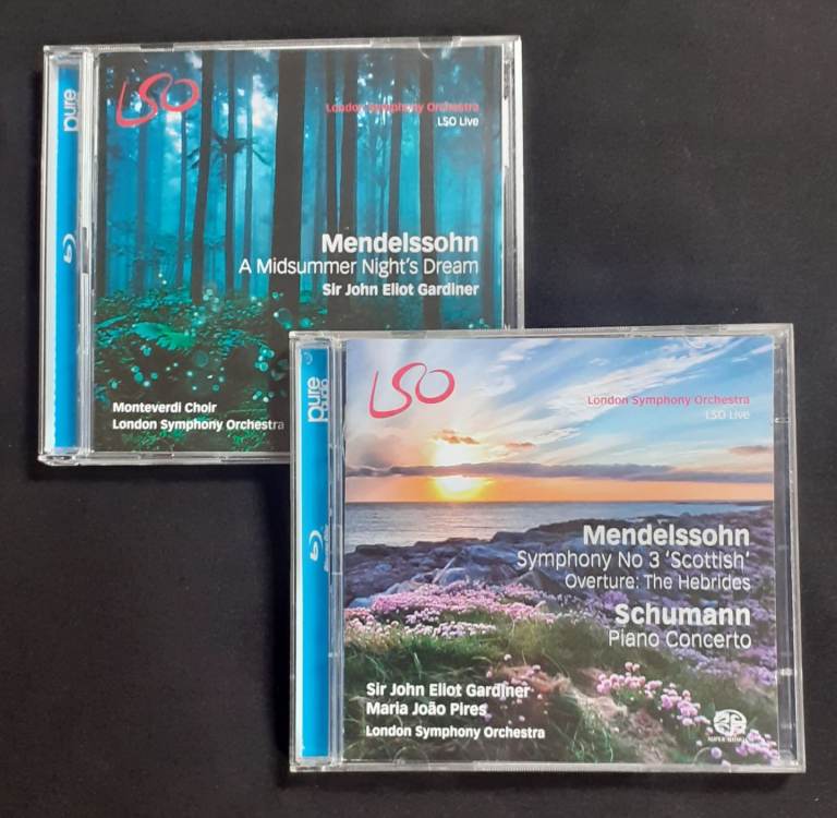 SACD + Blu-Ray (4 discs) Pure Audio 
