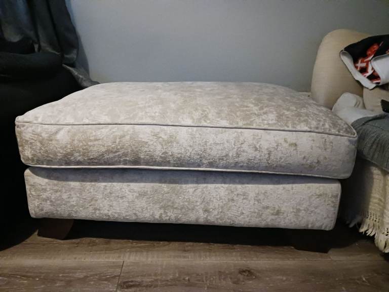 Barker and stonehouse foot stool 