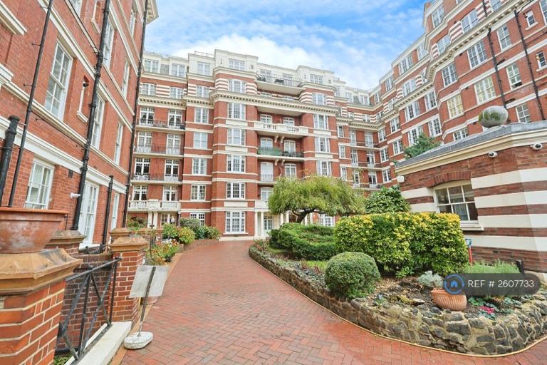 2 bedroom flat in Rodney Court, London, W9 (2 bed) (#2607733)