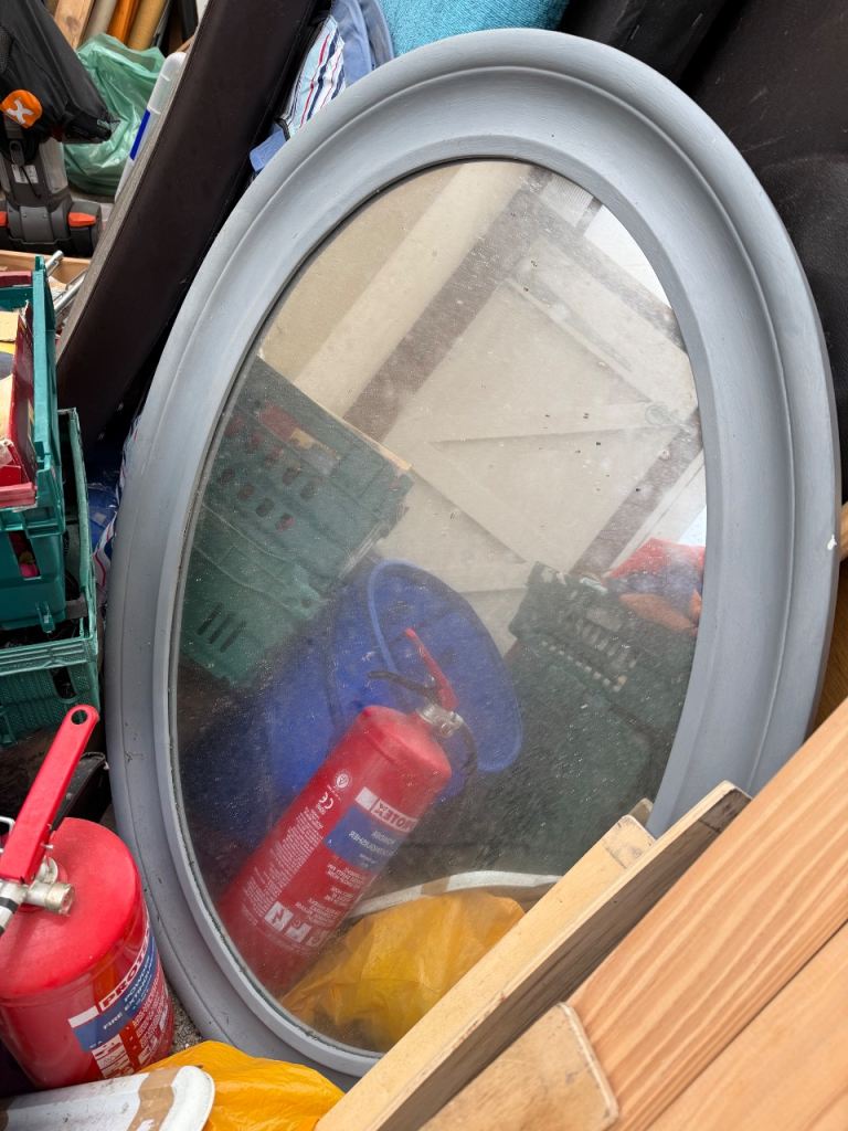 Free oval mirror - Wallisdown 
