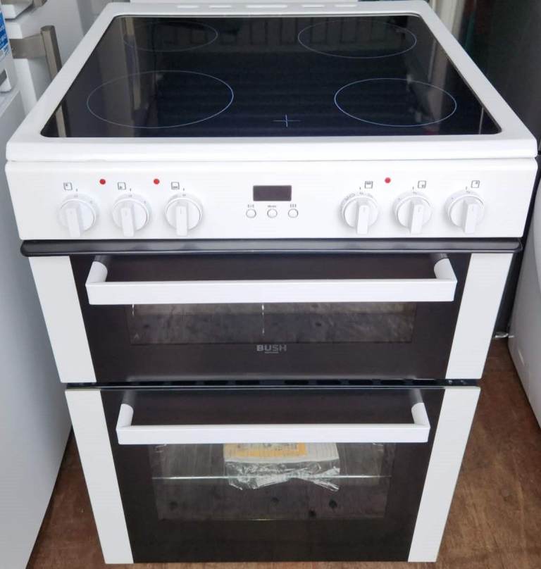 BUSH Fan Assited, Ceramic Double Oven Cooker. Fan Assisted Oven.