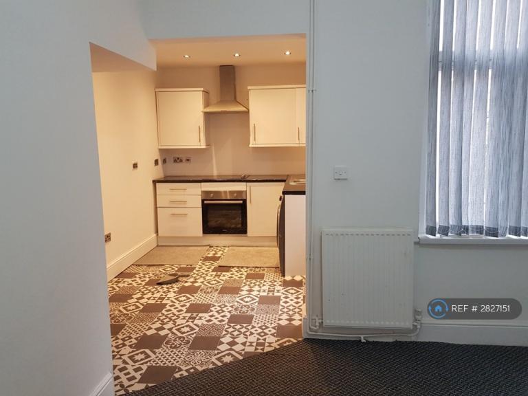 4 bedroom house in Needham Road, Liverpool, L7 (4 bed) (#2827151)