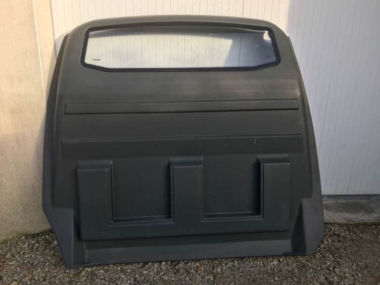 VW Transporter T6 plastic interior bulkhead with window separation wall with tempered safety glass