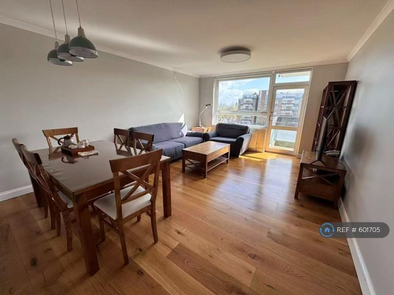 3 bedroom flat in Napier Court, London, SW6 (3 bed) (#601705)