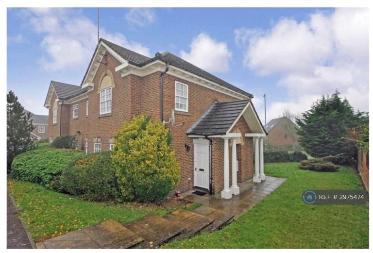 Studio flat in Skelton Close, Luton, LU3 (#2975474)
