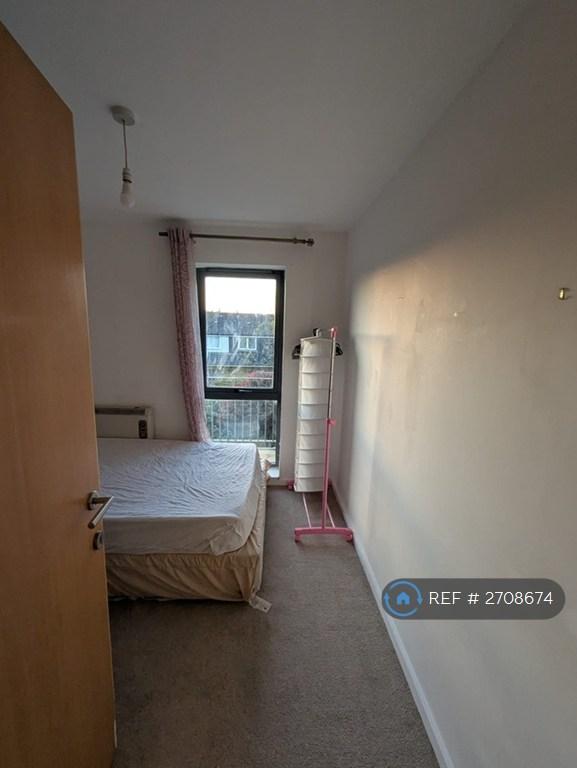 2 bedroom flat in Ordsall Lane, Salford, M5 (2 bed) (#2708674)