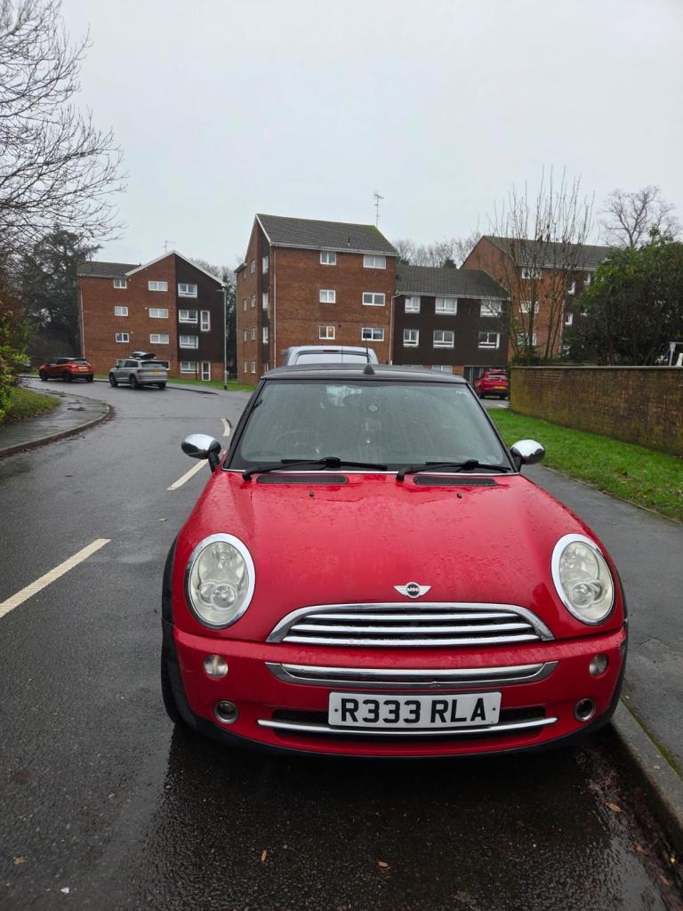 Mini, CONVERTIBLE, Convertible, 2005, Manual, 1598 (cc), 2 doors