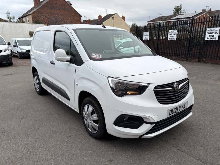2021 Vauxhall Combo 2300 1.5 Turbo D 100ps H1 Sportive Van PANEL VAN Diesel Manual