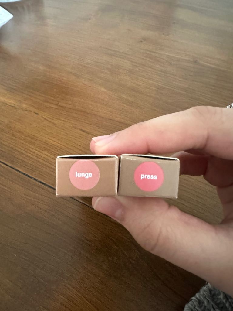 Rhode lip shape peptide liners 